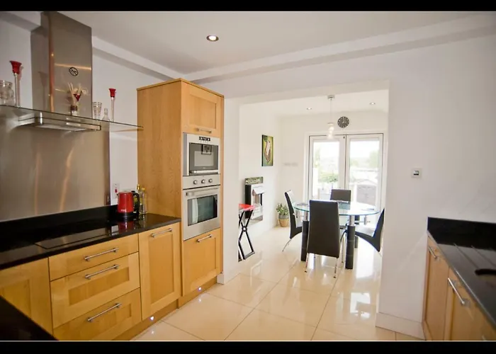 Rossnua * Rosscarbery